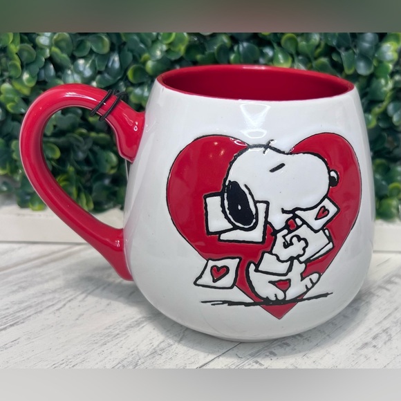 Peanuts Snoopy Valentines Love Letters Ceramic Coffee Mug NEW - Picture 2 of 3